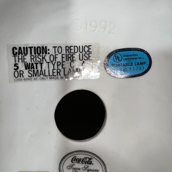 Vintage 1993 Coke Brand Town Square Collection City Hall - Picture 6 of 8